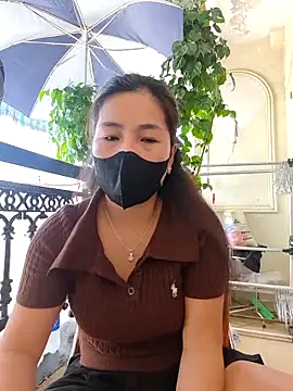 Snapshot of lyna_bl chatting on October 2025 02:20:01 AM lyna bl online show from October 2025 02:20:01 AM