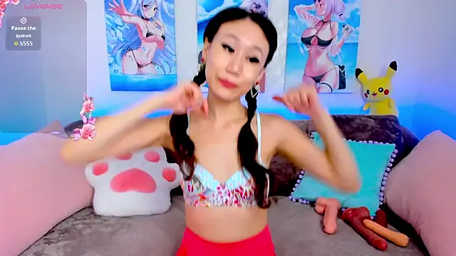 Nao  Chan  online show from April 2026 01:27:02 AM