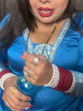 Oh-Monika online show from October 2025 04:08:01 PM