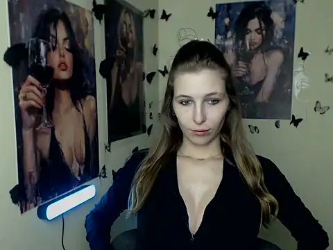 StrangerGi online show from November 2025 12:48:02 PM