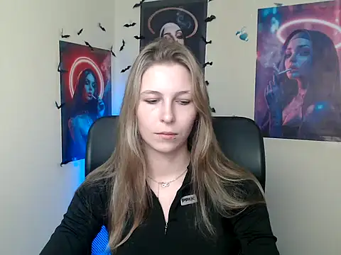 StrangerGi online show from June 2026 06:03:02 AM