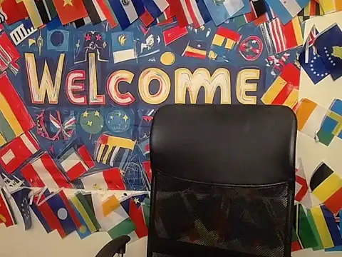 StrangerGi online show from June 2026 06:18:01 AM