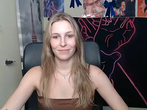 StrangerGi online show from July 2026 11:58:02 AM