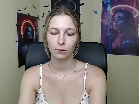 StrangerGi online show from July 2026 06:06:01 AM