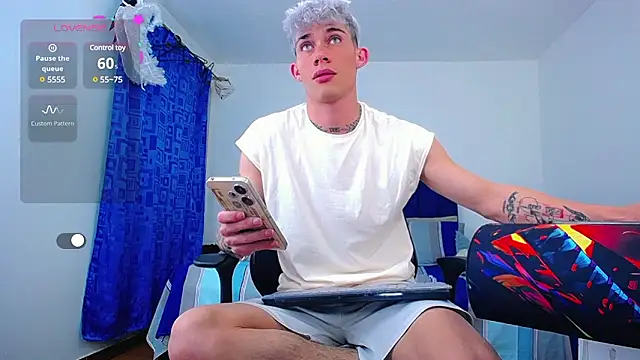 Snapshot of thiagomurphyy chatting on December 2024 08:00:01 AM thiagomurphyy online show from December 2024 08:00:01 AM