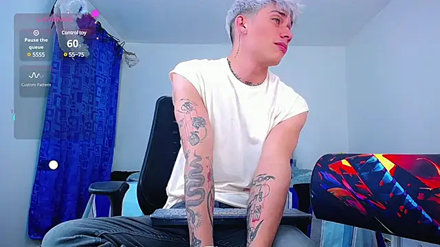 Snapshot of thiagomurphyy chatting on December 2024 08:37:02 AM thiagomurphyy online show from December 2024 08:37:02 AM