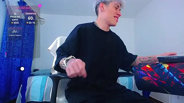 Snapshot of thiagomurphyy chatting on December 2024 04:31:02 AM thiagomurphyy online show from December 2024 04:31:02 AM