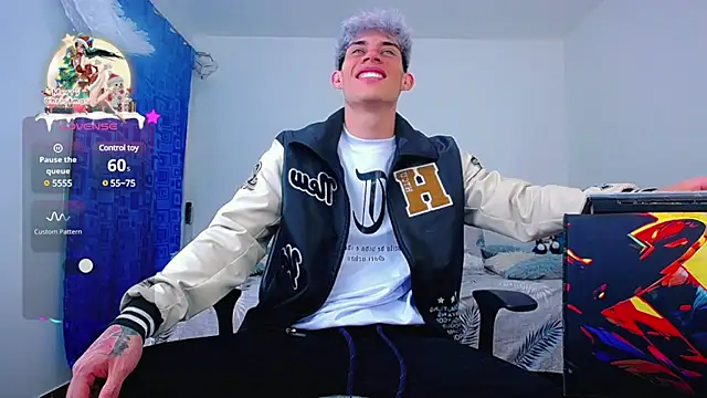 Snapshot of thiagomurphyy chatting on January 2025 02:43:02 AM thiagomurphyy online show from January 2025 02:43:02 AM