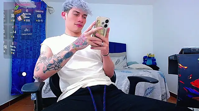 Snapshot of thiagomurphyy chatting on January 2025 04:23:01 AM thiagomurphyy online show from January 2025 04:23:01 AM