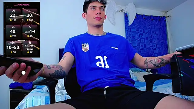 Snapshot of thiagomurphyy chatting on March 2025 05:03:02 AM thiagomurphyy online show from March 2025 05:03:02 AM