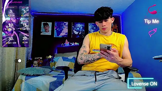 Snapshot of thiagomurphyy chatting on November 2025 01:27:02 AM thiagomurphyy online show from November 2025 01:27:02 AM