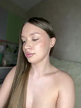 Snapshot of bunnyrich chatting on March 2025 06:41:02 PM bunnyrich online show from March 2025 06:41:02 PM