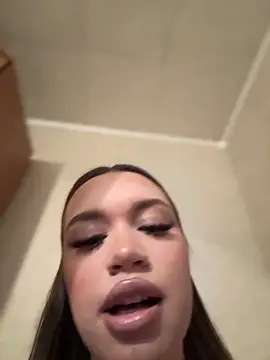 bunnyrich online show from December 2025 04:25:02 PM