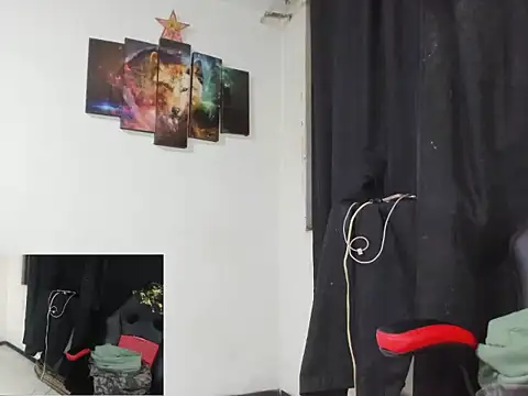 liiarosex online show from May 2026 04:09:01 AM