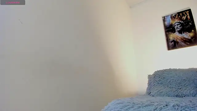 Nina Fuentes online show from September 2025 10:47:01 PM