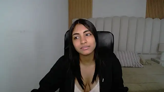 Snapshot of shaneelle chatting on May 2026 12:12:01 PM shaneelle online show from May 2026 12:12:01 PM