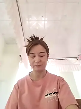 Snapshot of Sexy-ladyboobs20 chatting on January 2025 06:03:02 AM Sexy-ladyboobs20 online show from January 2025 06:03:02 AM