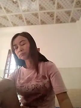 Snapshot of Sexy-ladyboobs20 chatting on March 2025 06:08:01 AM Sexy-ladyboobs20 online show from March 2025 06:08:01 AM