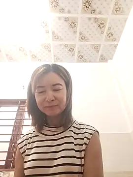 Snapshot of Sexy-ladyboobs20 chatting on September 2025 01:17:02 AM Sexy-ladyboobs20 online show from September 2025 01:17:02 AM