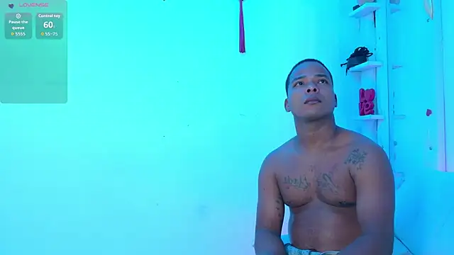 Snapshot of _exoticcouple69_ chatting on October 2025 12:14:02 PM exoticcouple69 online show from October 2025 12:14:02 PM