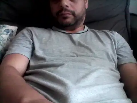 HornyBeachBoyBR online show from September 2025 01:22:01 PM