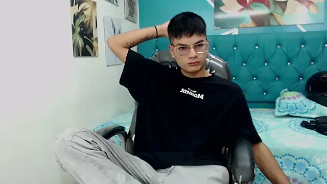 Snapshot of Noha_scott chatting on February 2025 11:11:01 PM Noha scott online show from February 2025 11:11:01 PM