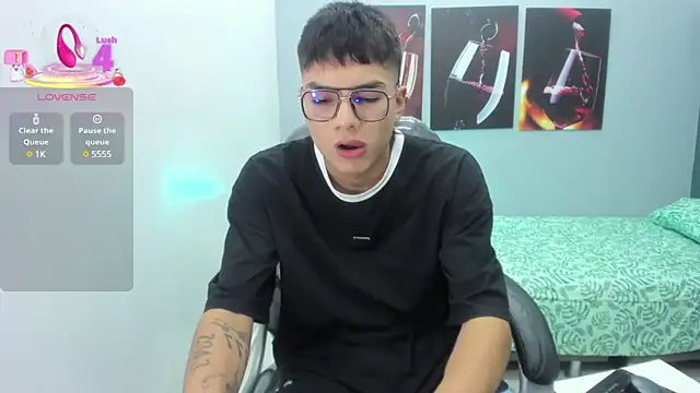 Snapshot of Noha_scott chatting on March 2025 11:06:01 PM Noha scott online show from March 2025 11:06:01 PM