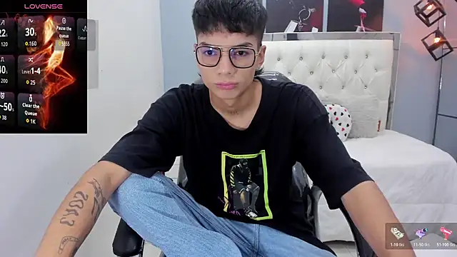 Snapshot of Noha_scott chatting on March 2026 11:21:02 PM Noha scott online show from March 2026 11:21:02 PM