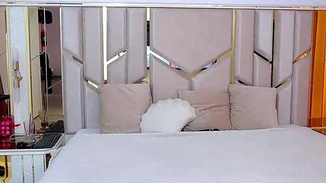 AnnabelleWest online show from March 2025 10:25:02 AM