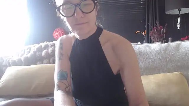 godinflower online show from February 2026 10:08:02 AM