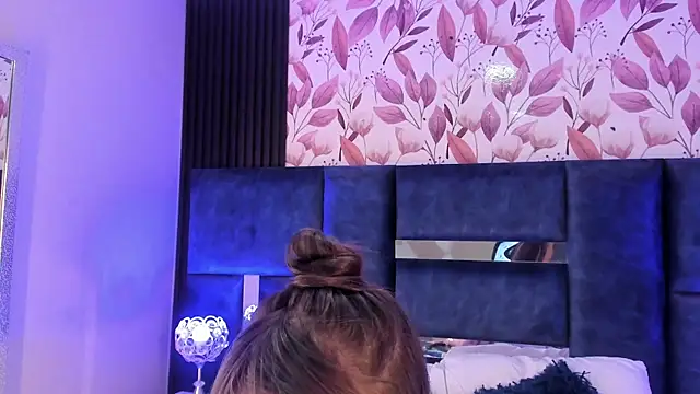 AmmyJones  online show from September 2025 07:35:02 PM