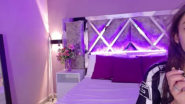 AmmyJones  online show from July 2026 07:39:01 PM