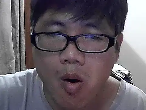 Snapshot of findagirlfriend chatting on December 2024 09:33:01 PM findagirlfriend online show from December 2024 09:33:01 PM