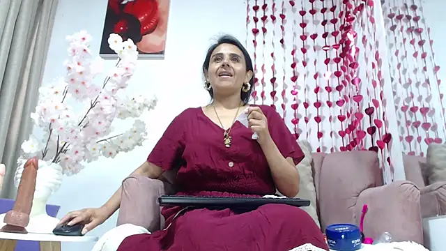  Marcela   online show from February 2025 12:29:01 PM