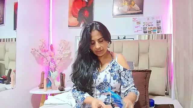  Marcela   online show from May 2026 11:48:02 AM