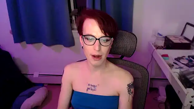 Snapshot of RyffBurnz chatting on January 2025 05:00:01 AM RyffBurnz online show from January 2025 05:00:01 AM