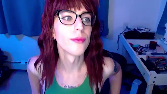 Snapshot of RyffBurnz chatting on February 2025 04:55:01 AM RyffBurnz online show from February 2025 04:55:01 AM