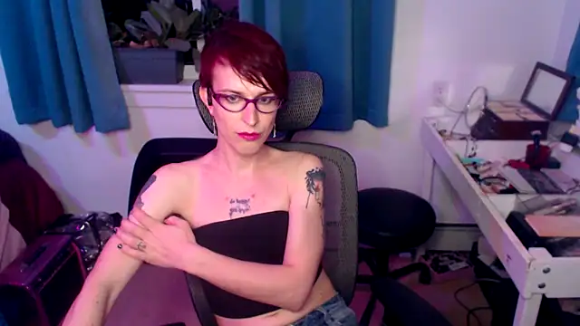 Snapshot of RyffBurnz chatting on March 2025 04:19:01 AM RyffBurnz online show from March 2025 04:19:01 AM