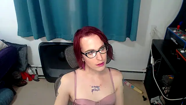 Snapshot of RyffBurnz chatting on November 2025 05:02:01 PM RyffBurnz online show from November 2025 05:02:01 PM