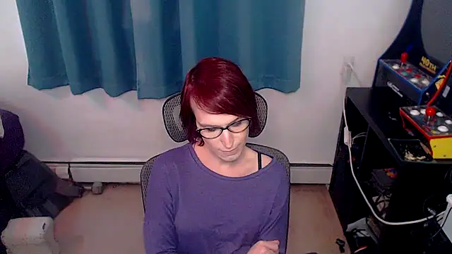 Snapshot of RyffBurnz chatting on December 2025 06:25:02 PM RyffBurnz online show from December 2025 06:25:02 PM