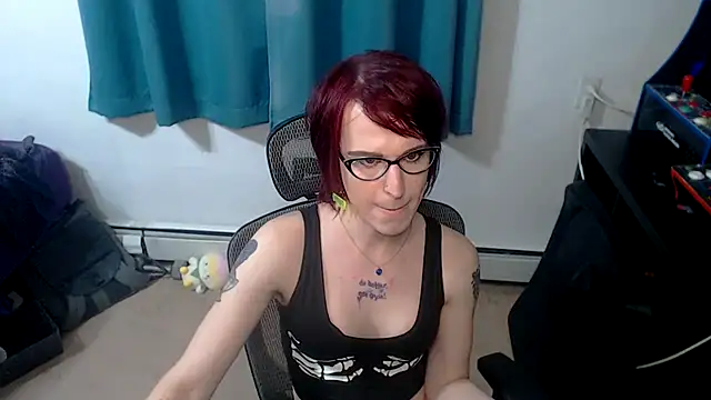 Snapshot of RyffBurnz chatting on January 2026 07:28:01 PM RyffBurnz online show from January 2026 07:28:01 PM