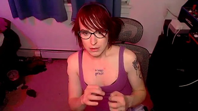 Snapshot of RyffBurnz chatting on February 2026 02:48:02 AM RyffBurnz online show from February 2026 02:48:02 AM