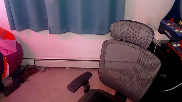 Snapshot of RyffBurnz chatting on February 2026 09:40:01 PM RyffBurnz online show from February 2026 09:40:01 PM