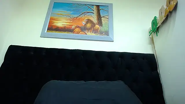 SpicyQueenxxxx online show from February 2025 04:37:01 AM