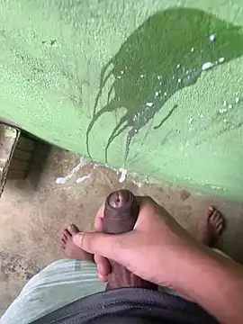 Snapshot of king_cum_ chatting on December 2024 01:05:02 PM king cum online show from December 2024 01:05:02 PM