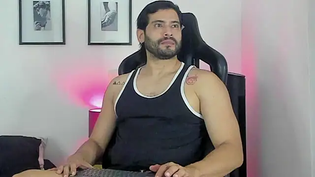 Dereck vega online show from July 2026 10:38:02 PM