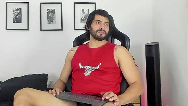 Dereck vega online show from July 2026 09:38:01 PM