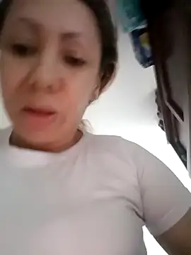 Snapshot of coral_smitth chatting on September 2025 09:05:01 PM coral smitth online show from September 2025 09:05:01 PM