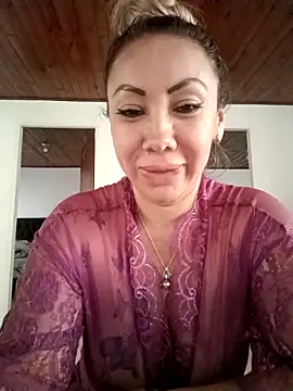 Snapshot of coral_smitth chatting on April 2026 07:58:02 PM coral smitth online show from April 2026 07:58:02 PM