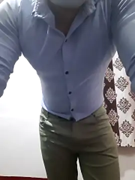 Snapshot of Guyinshortss chatting on February 2026 08:38:02 PM Guyinshortss online show from February 2026 08:38:02 PM